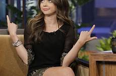 sarah hyland legs sexy heels incredible celebrity high reddit celebs young crossed tv comments tumblr share picture ponder actresses sarahhyland