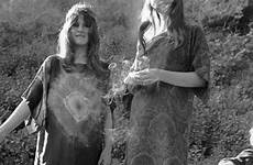 hippie hippies 60s fashion 1960s 1970s vintage 60 peace girls 70 style late were history era 1960 women hippy real