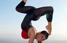 lilia stepanova handstand bending lala lockerdome marcianosx