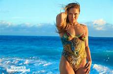 rousey ronda body paint nude sexy sports illustrated pussy swimsuit fappening issue rondarousey thefappening aznude shesfreaky twitter videos recommended stories