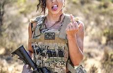 operator policial badass uniforme warrior mulheres exquisite minds militares kelly leonel ck binged feminino awomen shooting