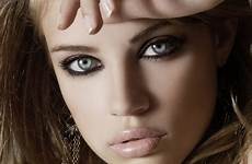 xenia tchoumitcheva eyes beautiful model sexy wallpapers face wallpaper pic quality original nude theplace2 beauty celebrity models 2801 1860 imperiodefamosas