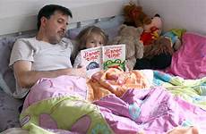 bedtime stories benefits preschoolers daddy