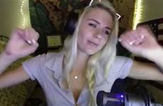 girl gamer vagina flashed her camera live who during broadcast mirror accidents history has