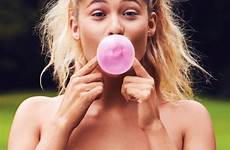 nude blowing bubbles celebrity scandalpost imperiodefamosas posando desnuda nackt nächstes vorheriges