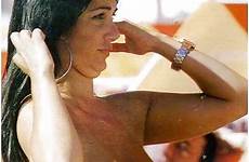 marika fruscio topless spiaggia italian vip marittima tette maggiorate sfida nudo