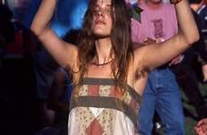 hippie pits hippies woodstock armpits gypsy armpit peludas bellezze fresche giovani toniche 1970s mulheres lifestyle hippi