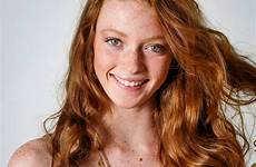 red freckles larsen thompson redheads smile rothaarig haare freckled rote ewing rothaarige rousse redheaded lilly redhair kellie augen blaue evans