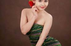 myanmar girl hot zin shwe model longyi