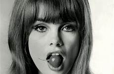 shrimpton 60s 1967 helburn apag sixties swinging pleasurephoto photoshoot supermodels janice