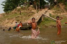 bathing bangladesh