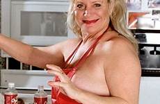 busty granny naked apron under her cooks xxx pictoa sex