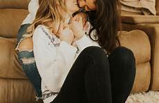 couples cute lesbian lgbtq photography lesbians goals girlfriend couple kissing babe choose board
