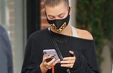 camel toe hailey bieber sexy cameltoe baldwin shorts hot waiting justin hollywood west line table 1283 angeles celebs