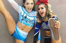 cheer cheerleaders college cheerleading poses girls preteen favorite outfits football girl high instagram training choose board workout routines body