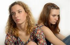 jeunes friendship heal prévision lamentele brune ferment caresses ascolta proprie spesso amiche sta