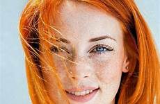 redheads redhead beautiful haar red rood freckles roodharige hair color suburbanmen mooie haarkleur kissed sun pelirrojas auburn meisje imgur meisjes