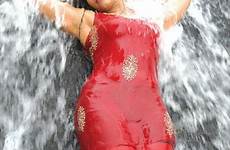 poonam bajwa tamil spicy mallu wetlook soaked cleavage thighs shwo gallary