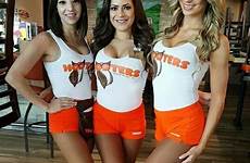 girls hooter