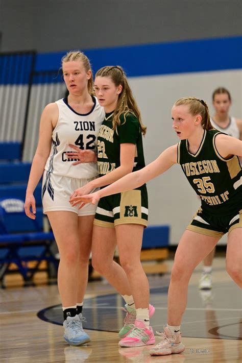 Muskegon Catholic girls basketball advance to district final, top Zion ...