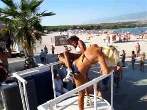 Every year thousands of bavarian party people are traveling to the bavarian week, which takes place from july 31st to august 7th this year, to have the time of their lives. House Party Pag Zrce Party Island - YouTube