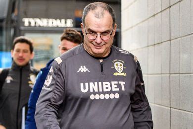 Marcelo bielsa profile), team pages (e.g. Leeds : Bielsa, le "Loco" à l'assaut de la Premier League ...