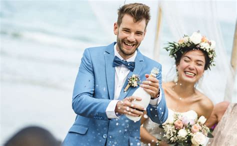 Durante i preparativi si guasta la torta, così ne ordinano una nuova. Quali nozze festeggiate? Ecco il vostro anniversario di matrimonio