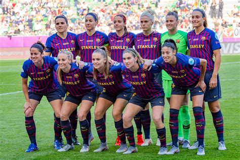 Futbol club barcelona femení is a women's football team from barcelona founded as club femení barcelona in 1988. FC Barcelona Femenino - AB Blog