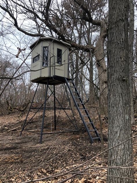 Blind with a 10' tower for well under $1000. Limited Quantity! Muddy Blinds - Wisconsin Lake & Pond