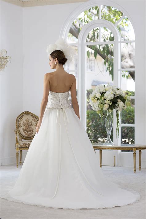 Abito completo da cerimonia elegante taglia 48. Collezione Perla | Atelier Abiti Sposa Roma - Gerardina Spose