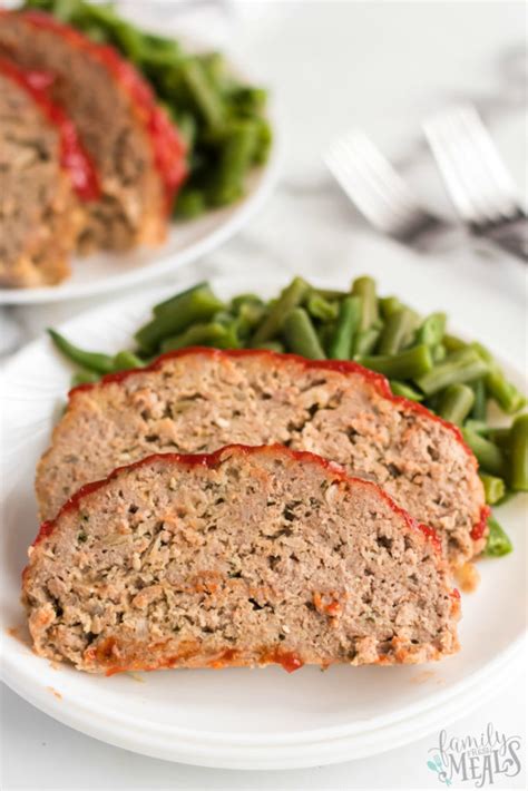 The best meatloaf recipe you'll ever try, with a sticky, caramelized topping. How Long To Bake Meatloaf 325 : Meatloaf For 50 Or More ...