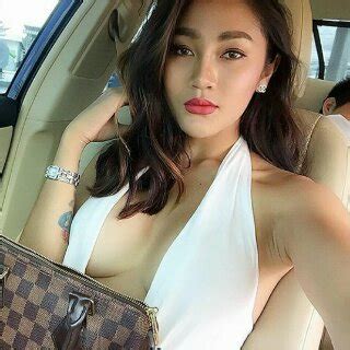 Bigo live goyang hot ebot | buka bukaan bareng cewek bohay ga pake bh lagi wik wik wik +18 joget sampai crot bigo live terbaru hot bigo hot !, goyang. Bigo Linda on Twitter: "Bigo Live BRA Sweet Girl THAI: https://t.co/pxHnRGtp7n via @YouTube"