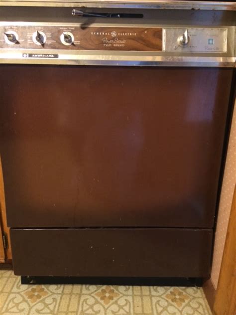 Hearing water gurgling and a lot of dishwashers also have a soft food grinder that can make a buzzing noise intermittently during the. 1969 GE Americana with Power Scrub - Won't run