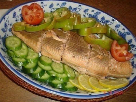 How to cook pink salmon with lemon (с изображениями ...