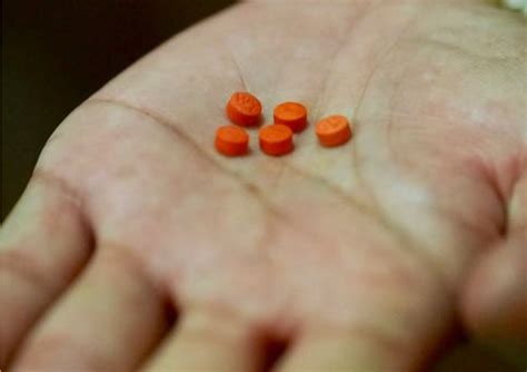 Amphetamin ist ein aufputschmittel, das ähnlich wie stress zu gesteigerter wachheit führt. Methamphetamin Herstellung China - Crystal Meth from China ...