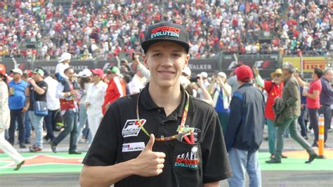 View complete tapology profile, bio, rankings, photos, news and record. MICHAEL SANTOS "La meta es la Formula 1" - Graining