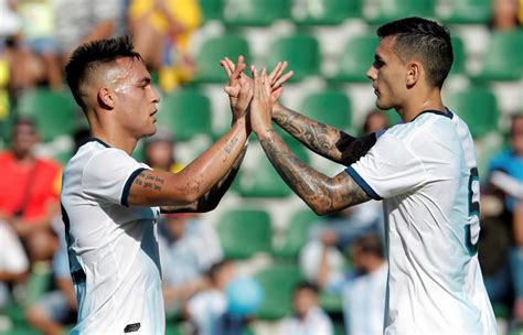 Последние твиты от leandro paredes (@leandro_paredes). Paredes y Lautaro Martínez se pelearon por patear un penal ...