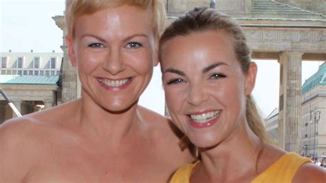 We did not find results for: Annika Kipp und Karen Heinrichs werden zu Models ...