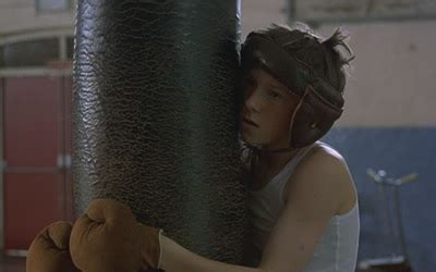 3,31 su 69 recensioni di critica, pubblico e dizionari. Billy Elliot (2000) Jamie Bell, Gary Lewis, Julie Walters ...
