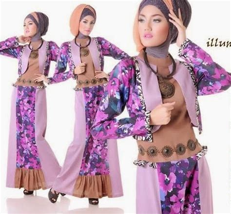 Makin kasual dengan jaket 'oversized'. Model Baju Muslim Terbaru Untuk Remaja Putri