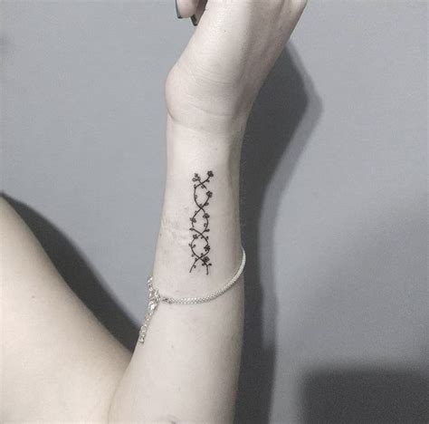 More images for dna strand tattoo » DNA | Tattoo by mmariahlui from IG | Dna tattoo, Biology ...