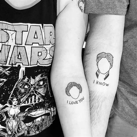 Since the original series aired in 1966, it has this minimalist but no less beautiful tattoo from blue hawaii tattoo shows the special geometric shape that the vessel has, which acts as an homage to. Resultado de imagem para star wars tattoo minimalist ...