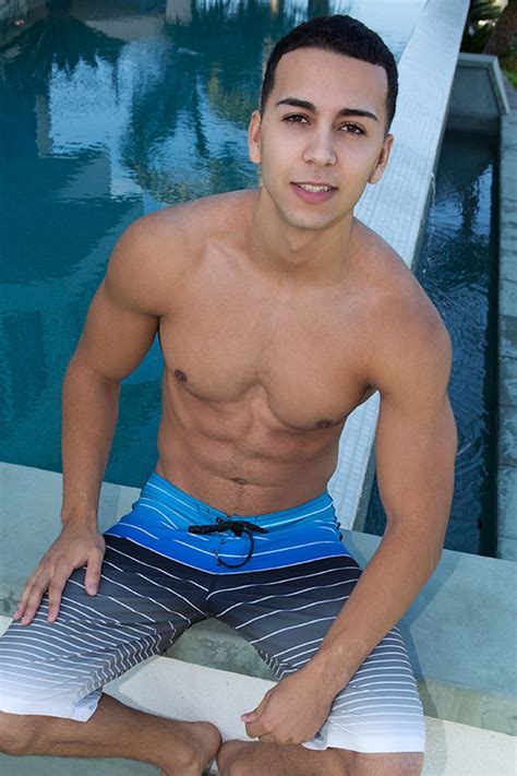 Looking for the hottest new porn: Vic | Sean Cody | Gay Porn Pics & Vids | Ripped Abs Muscle ...