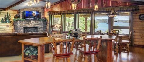 Maybe you would like to learn more about one of these? Luxury Log Cabins with Hot Tubs in Eureka Springs | Lake ...