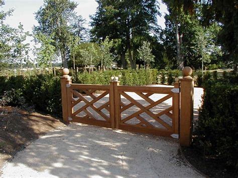 Driveway gates are one of the first things people notice when they look at your home, and these units can easily make or break the impression others have on your house. Key Advantages of Electric Driveway Gates - Vale Automation