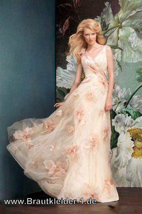 Kaufen sie brautkleider günstig online bei veaul.com heute! Farbiges Aprikose Brautkleid mit Blumen | Best wedding ...