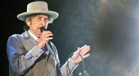 Bob dylan erhält den literaturnobelpreis. Bob Dylan gastiert am 16. April mit Band in der Wiener ...