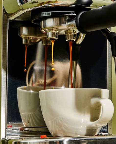 If the water tank has already been filled there should be enough water in the machine to make approximately 10 cups. Breville Bambino Plus Review: A Compact Espresso Machine ...