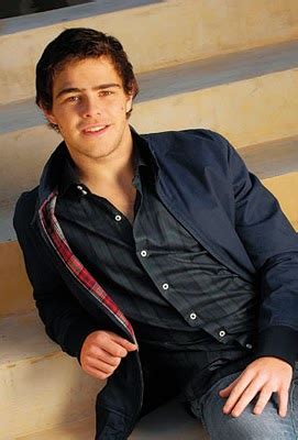 Juan pedro lanzani, also known as peter lanzani, is an argentine actor of cinema, theater and television, a former child model, and a singer. .: Peter Lanzani