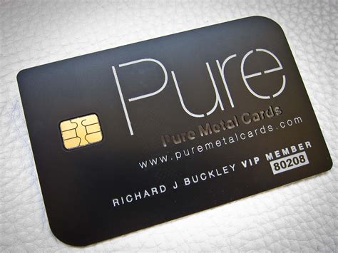 Matte business cards or glossy business cards? Matte Black Business Cards Shine